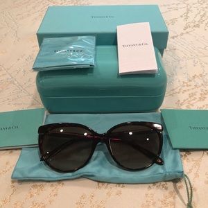 NEW Tiffany Sunglasses by Luxotica Complete